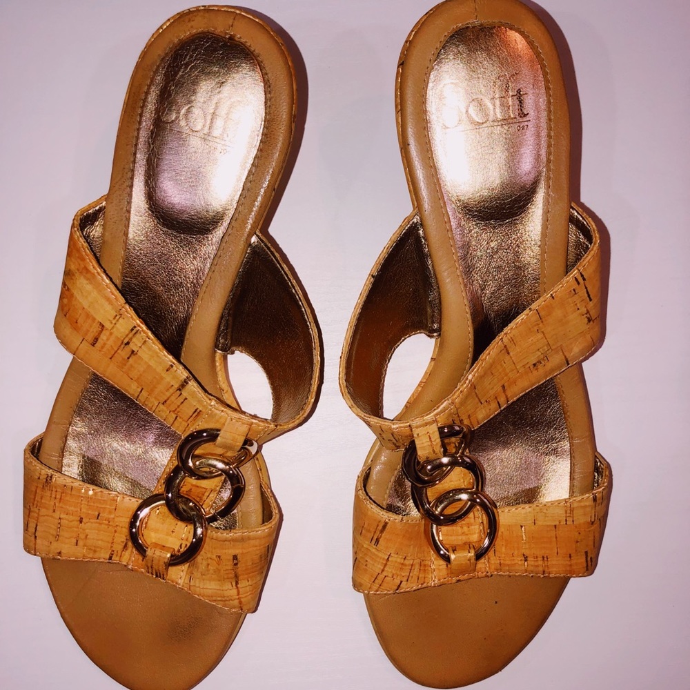 Tan Sandals Women’s size 9
